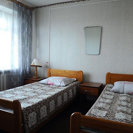 Circus Hotel Гомел Екстериор снимка