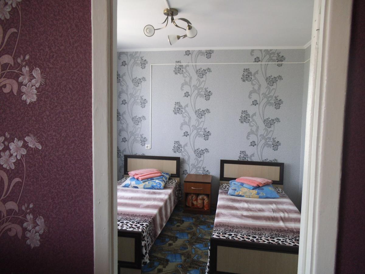 Circus Hotel Гомел Екстериор снимка